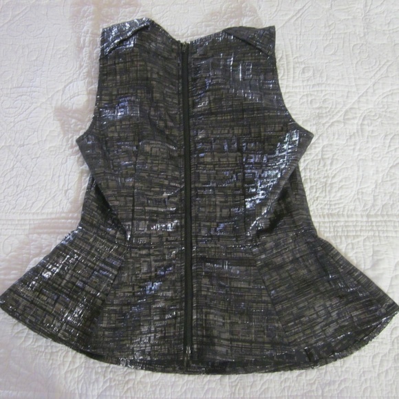 YA Los Angeles S Silver Peplum Tank - Picture 4 of 5